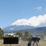 至福のフルーツパフェ物語から見る富士山